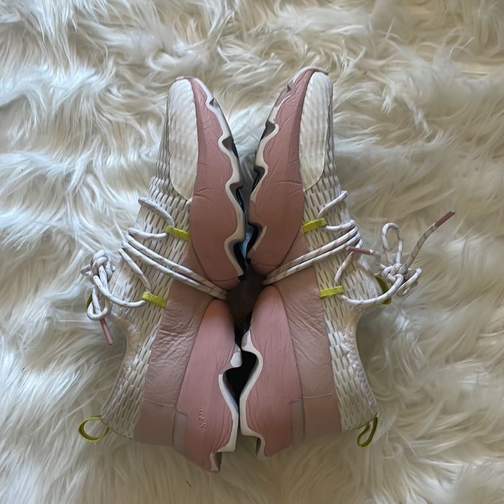 SOREL SHOES KINETIC IMPACT LACE UP SNEAKERS TENNIS WHITE PINK SIZE 8